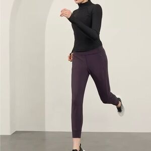 Athleta Rainier jogger Iris purple
